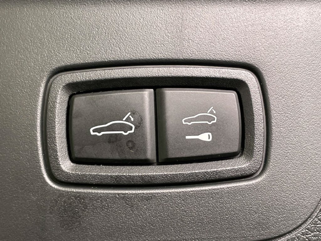 Certified 2023 Porsche Panamera 4 AWD/4WD image 21