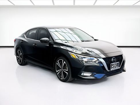 Used 2021 Nissan Sentra SR w/ SR Premium Package FWD image 3