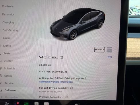 Used 2023 Tesla Model 3 Standard Range RWD image 26