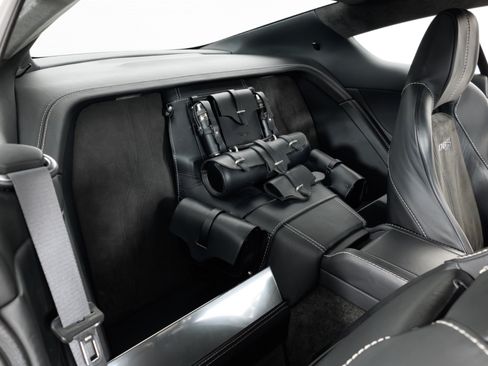 Used 2009 Aston Martin DBS Coupe RWD image 39
