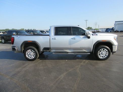 Certified 2023 GMC Sierra 2500 SLE w/ SLE Value Package; AWD/4WD image 5