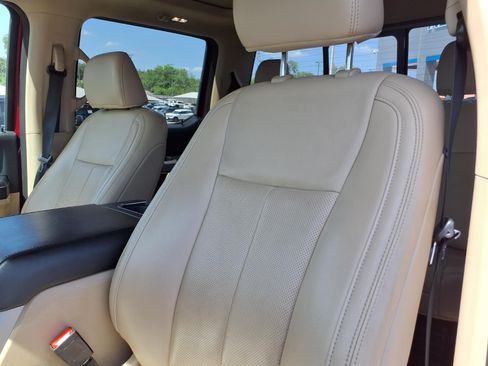 Used 2021 Ford F250 Lariat w/ Lariat Ultimate Package AWD/4WD image 15