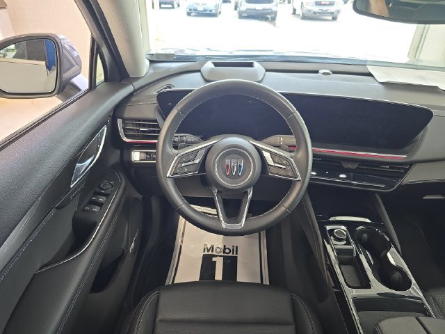 Certified 2025 Buick Envision Preferred AWD/4WD image 12