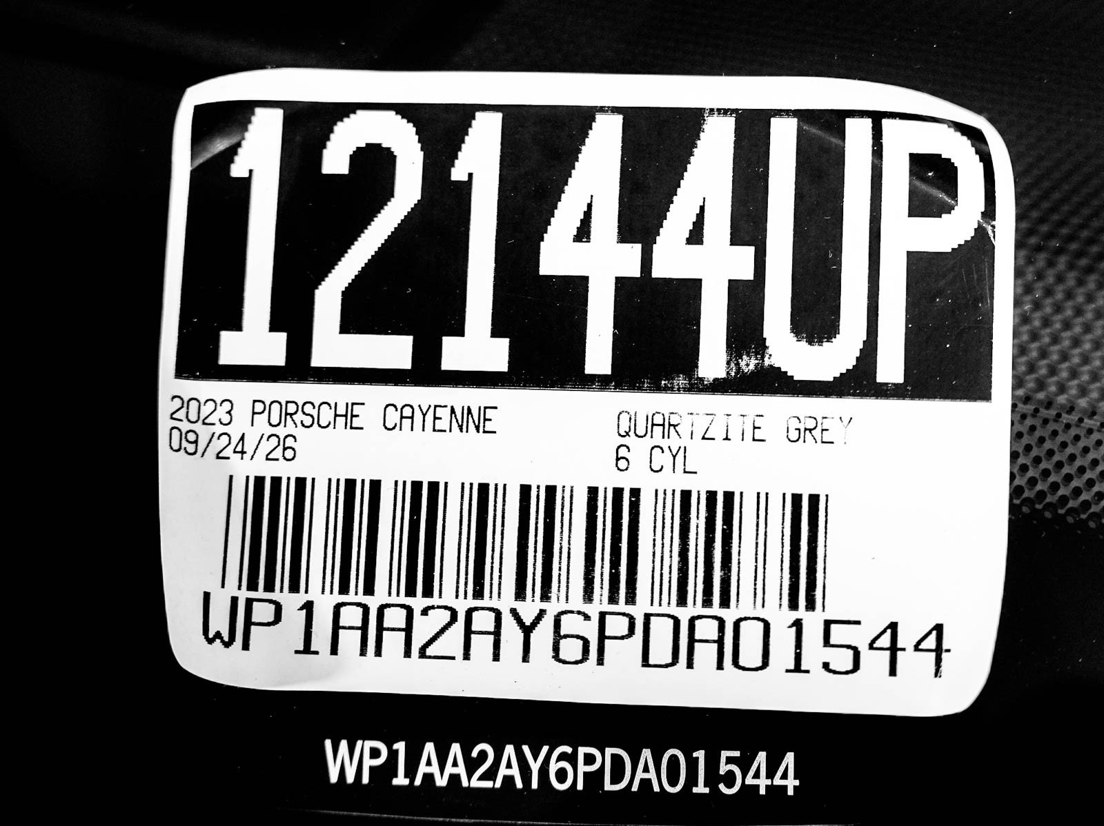 Certified 2023 Porsche Cayenne AWD/4WD image 29