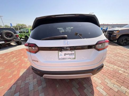 Certified 2025 Honda Pilot EX-L image 32