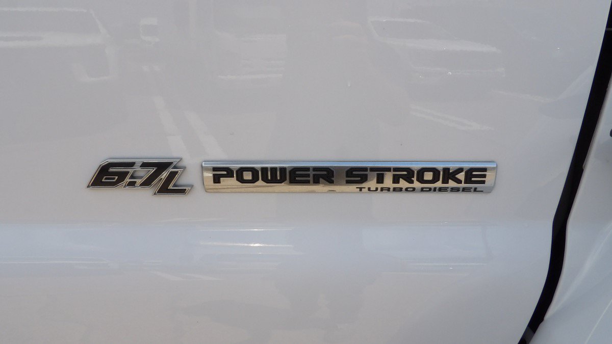 Used 2023 Ford F650 2WD Regular Cab Super Duty image 32
