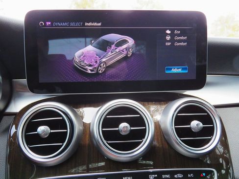 Used 2019 Mercedes-Benz C 300 Sedan w/ Premium Package image 30