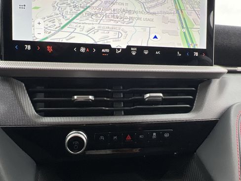 New 2026 Ford Explorer ST-Line w/ ST-Line Street Pack image 21