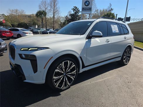 Certified 2023 BMW X7 xDrive40i w/ Executive Package image 7