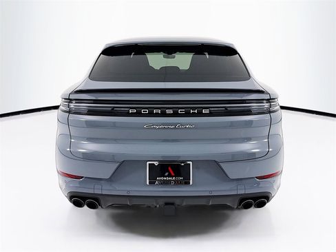 Certified 2024 Porsche Cayenne Turbo w/ Premium Package Plus (PP1) image 10