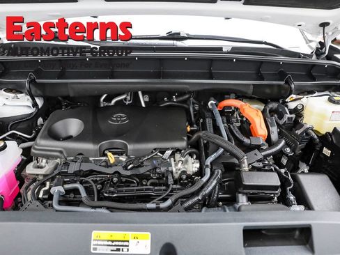 Used 2024 Toyota Highlander Platinum image 7