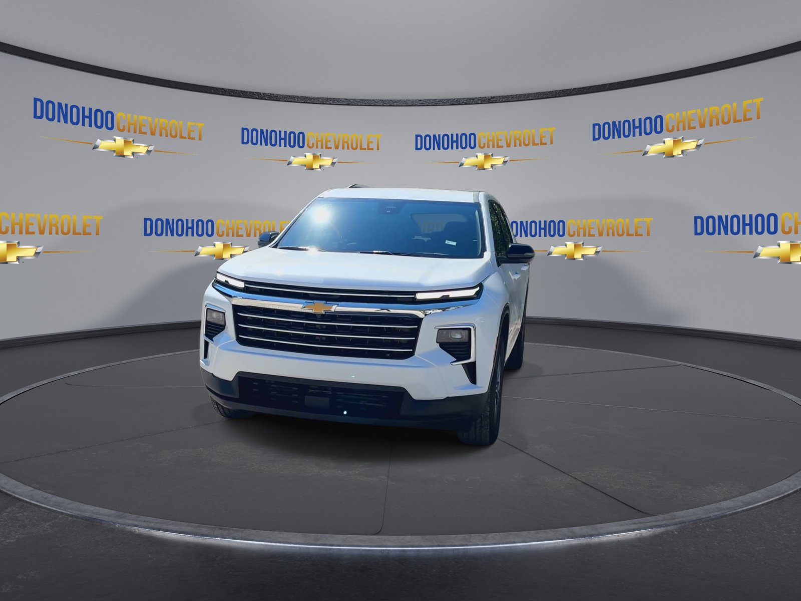 New 2027 Chevrolet Traverse LT FWD image 7