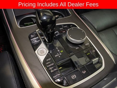 Used 2022 BMW X7 xDrive40i w/ Premium Package AWD/4WD image 25