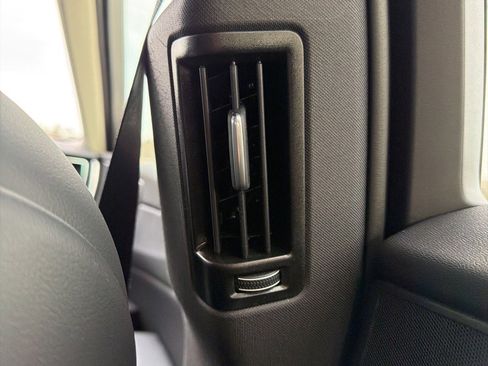 New 2025 Volvo XC60 B5 Core w/ Protection Package Premier image 28