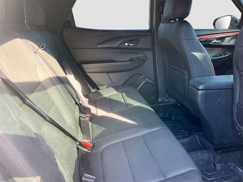 Used 2024 Chevrolet TrailBlazer RS w/ Driver Confidence Package image 25