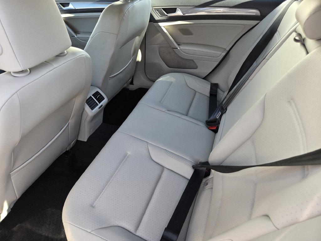 Used 2017 Volkswagen Golf Alltrack S AWD/4WD image 27