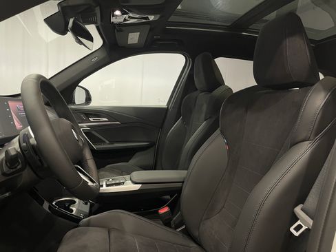 Used 2025 BMW X1 xDrive28i w/ M Sport Package image 8