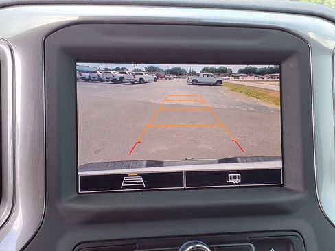 Used 2025 Chevrolet Silverado 3500 W/T AWD/4WD image 10