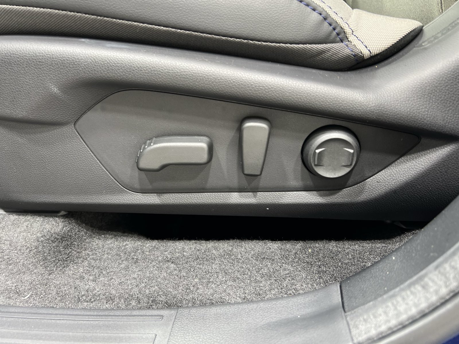 New 2026 Subaru Forester Premium AWD/4WD image 12