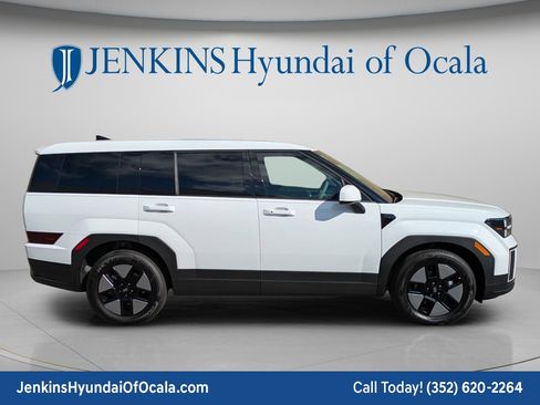 New 2026 Hyundai Santa Fe SE image 2