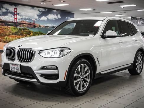 Used 2019 BMW X3 sDrive30i w/ Premium Package image 3