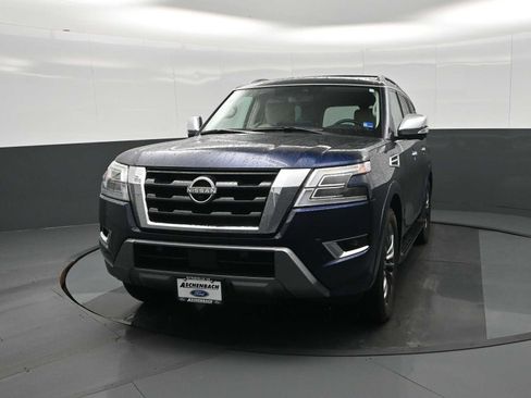 Used 2023 Nissan Armada Platinum w/ Captain's Chairs Package image 5