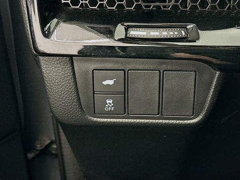 Used 2025 Honda CR-V EX-L image 17