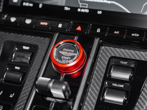 New 2026 Aston Martin V8 Vantage S image 25