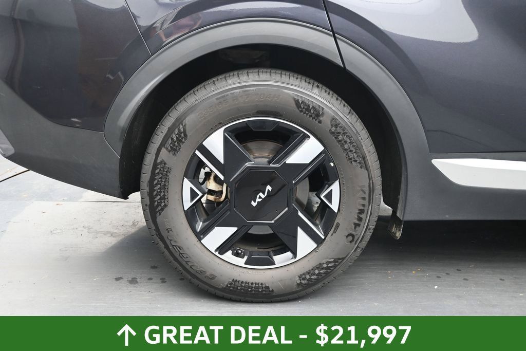 Used 2026 Kia Sportage LX FWD image 15