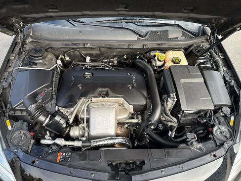 Used 2016 Buick Regal Premium w/ Driver Confidence Package #2 image 16