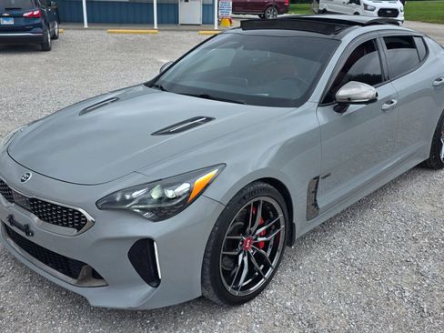 Used 2019 Kia Stinger GT2 AWD/4WD image 7