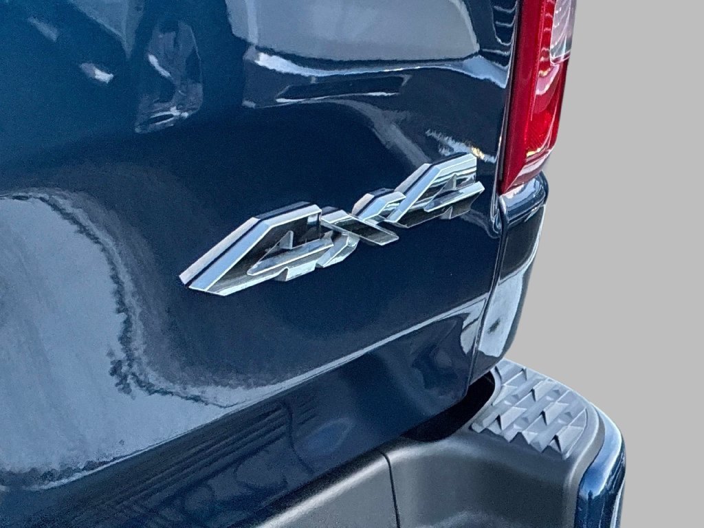 Used 2021 RAM 1500 Limited AWD/4WD image 11