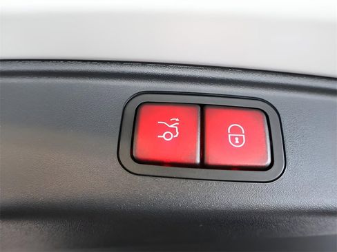 New 2025 Mercedes-Benz AMG GT 63 image 40