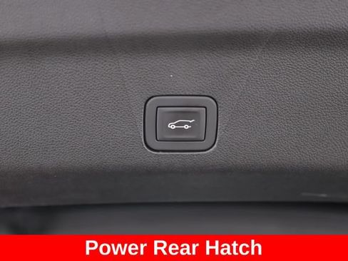 Used 2025 GMC Yukon AT4 Ultimate AWD/4WD image 34