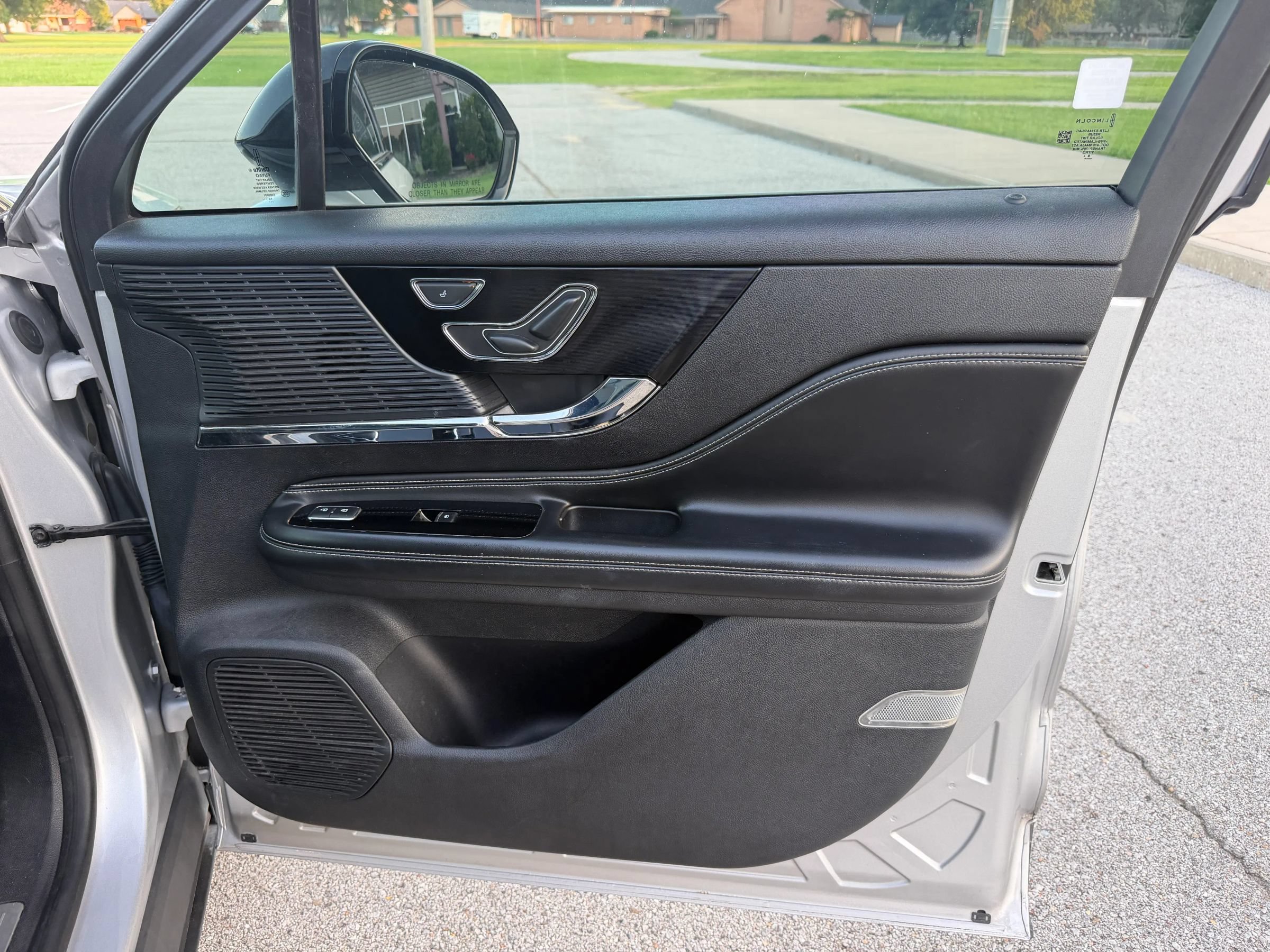 Used 2020 Lincoln Corsair FWD image 30