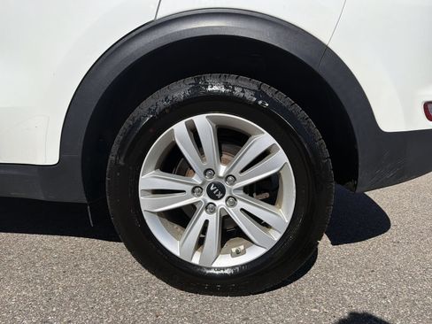 Used 2018 Kia Sportage LX AWD/4WD image 15