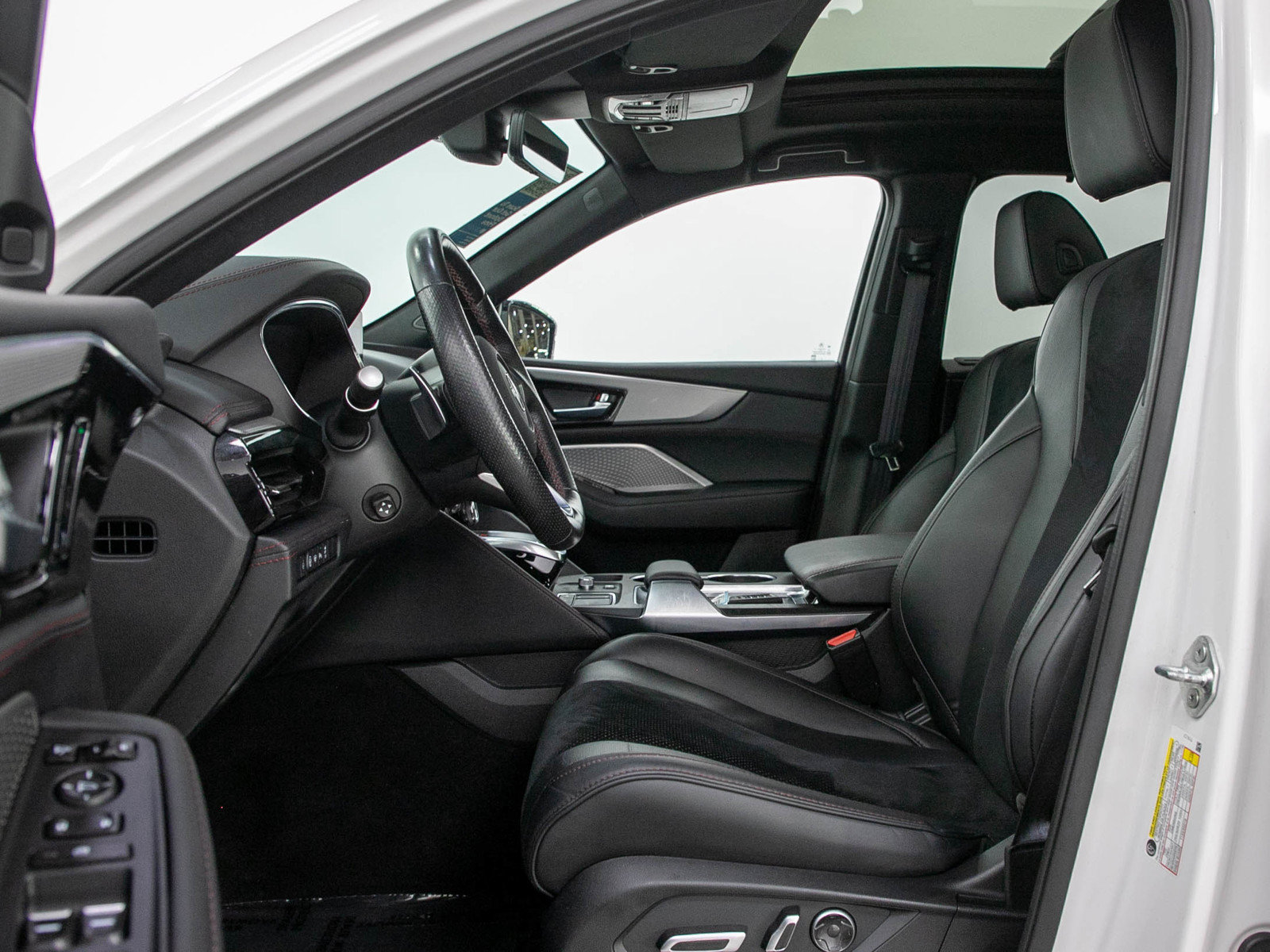 Used 2023 Acura MDX A-Spec AWD/4WD image 24