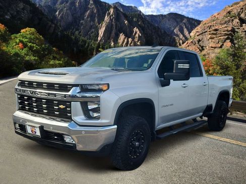 Used 2020 Chevrolet Silverado 2500 LT w/ All Star Edition AWD/4WD image 5