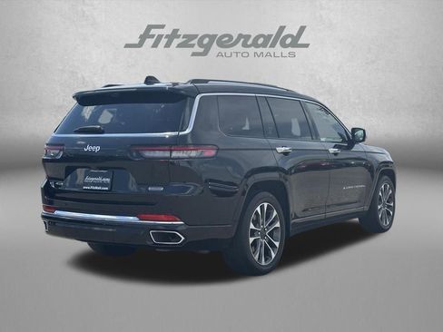 Used 2023 Jeep Grand Cherokee L Overland w/ Luxury Tech Group IV AWD/4WD image 5
