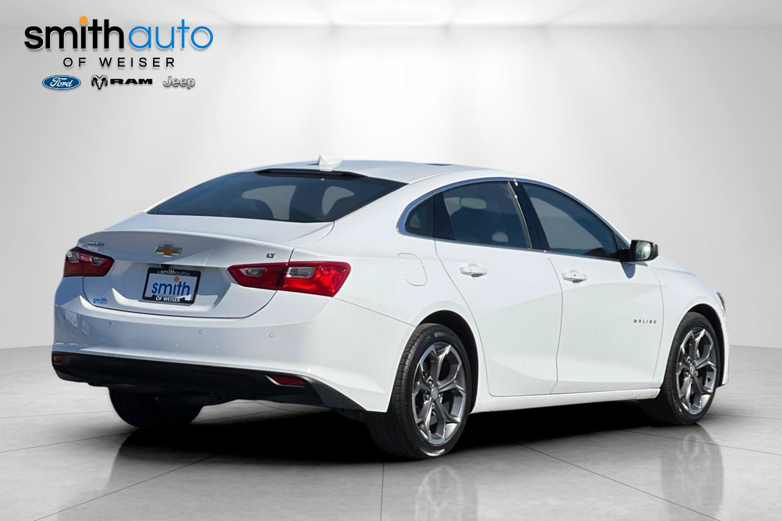Used 2024 Chevrolet Malibu LT FWD image 4