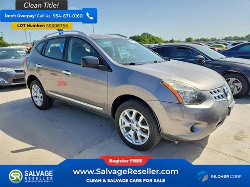 Used 2015 Nissan Rogue S w/ Convenience Package FWD image 5