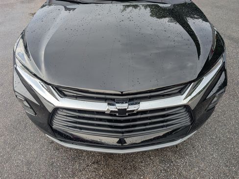 Used 2019 Chevrolet Blazer LT w/ Sun and Wheels Package FWD image 12