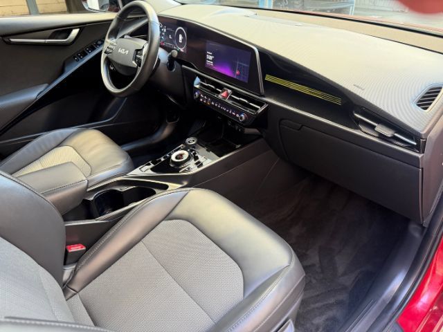 Used 2023 Kia Niro Wind w/ Wind Preserve Package FWD image 17