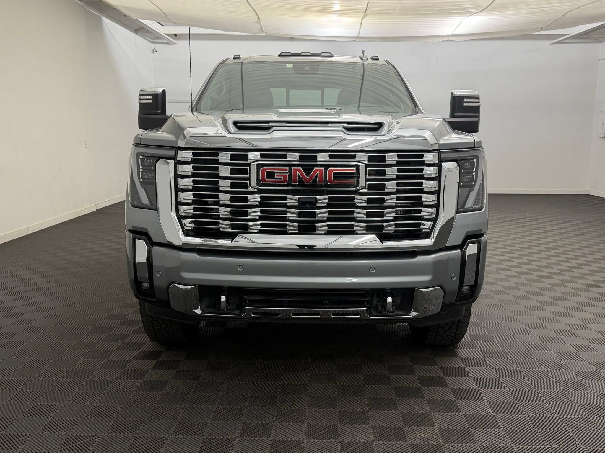Used 2024 GMC Sierra 2500 Denali w/ Denali Reserve Package AWD/4WD image 6