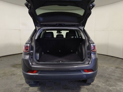 Used 2022 Jeep Compass Latitude w/ Sun and Sound Group image 29