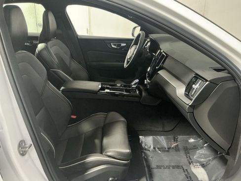Used 2024 Volvo S60 T8 Plus AWD/4WD image 27