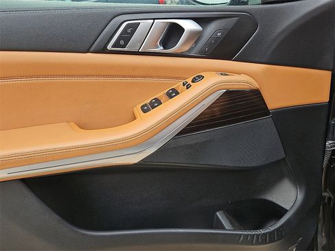 Used 2023 BMW X5 xDrive40i image 21