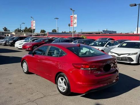 Used 2017 Hyundai Elantra SE image 4