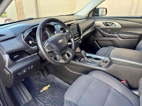 Used 2019 Chevrolet Traverse LT image 39