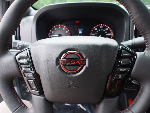 New 2026 Nissan Frontier PRO-4X w/ Tow Package AWD/4WD image 19